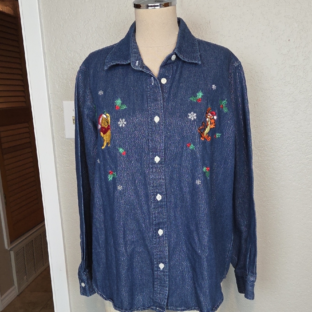 Disney Denim Winnie the Pooh and Tiger Button Down Size L